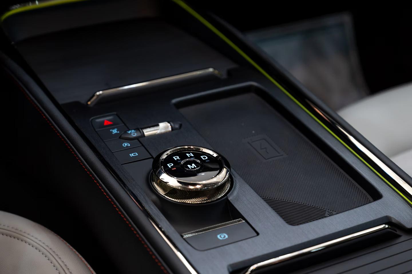 Ford Taurus Titanium Black