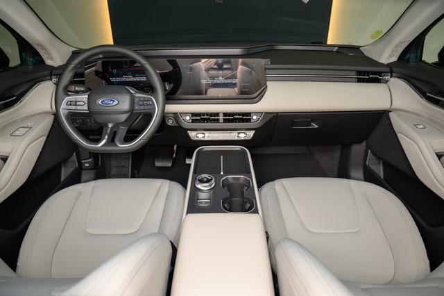 فورد تورس امبيانتي الشكل الجديد