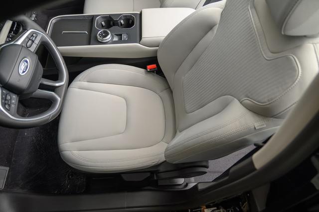 فورد تورس امبيانتي الشكل الجديد