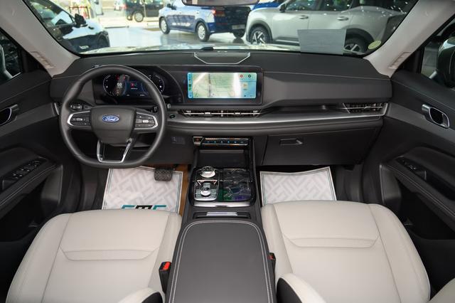 فورد تيريتوري امبيانتي الشكل الجديد 