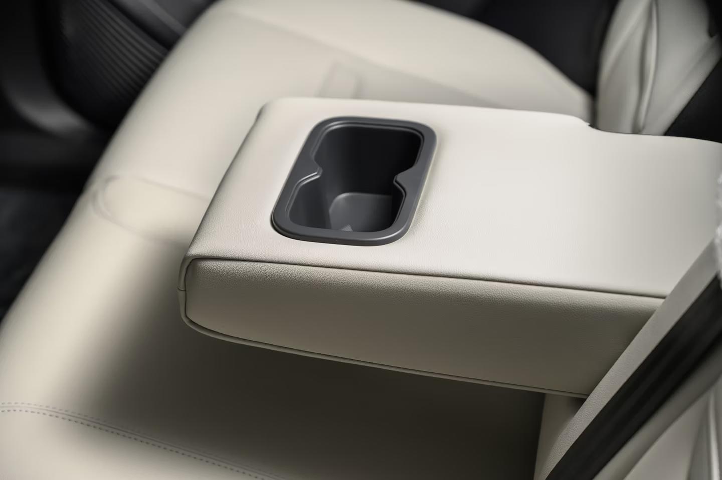 فورد تيريتوري امبيانتي الشكل الجديد 