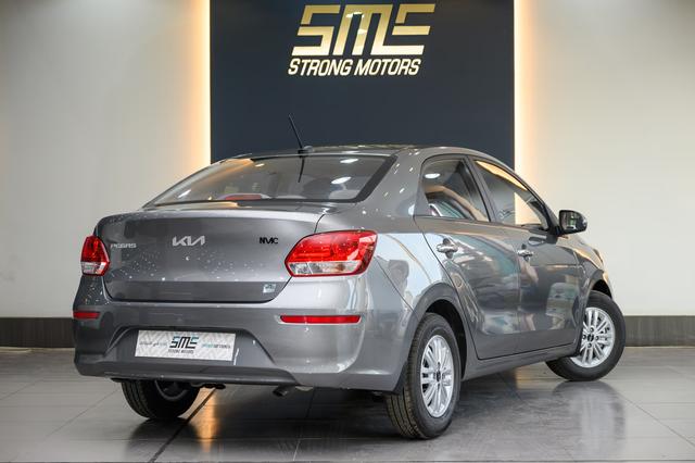 Kia Pegas 