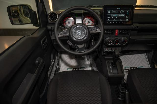 Suzuki Jimny Oil