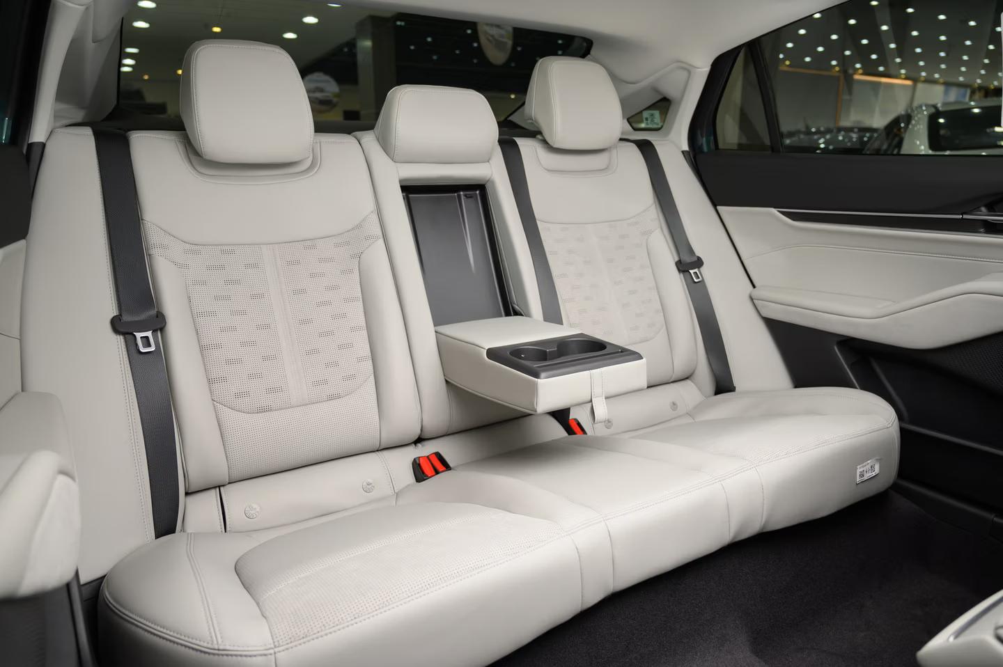 فورد تورس تيتانيوم الشكل الجديد