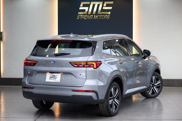 فورد تيربتوري تيتانيوم الشكل الجديد